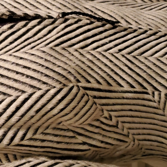 Hilton Hollis tailored chevron stripe jacket - Picture 6 of 10